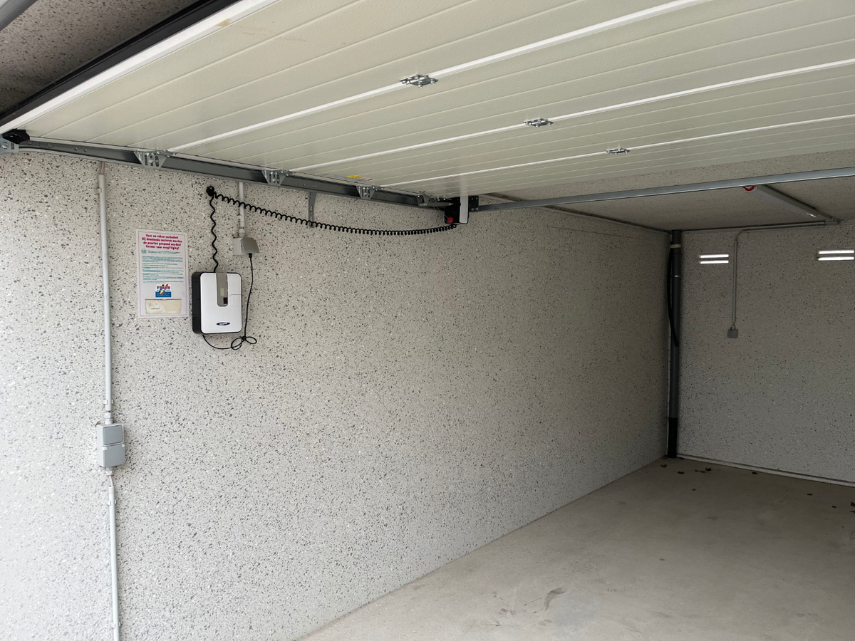 Garagebox in de onmiddellijke nabijheid van de Markt. 