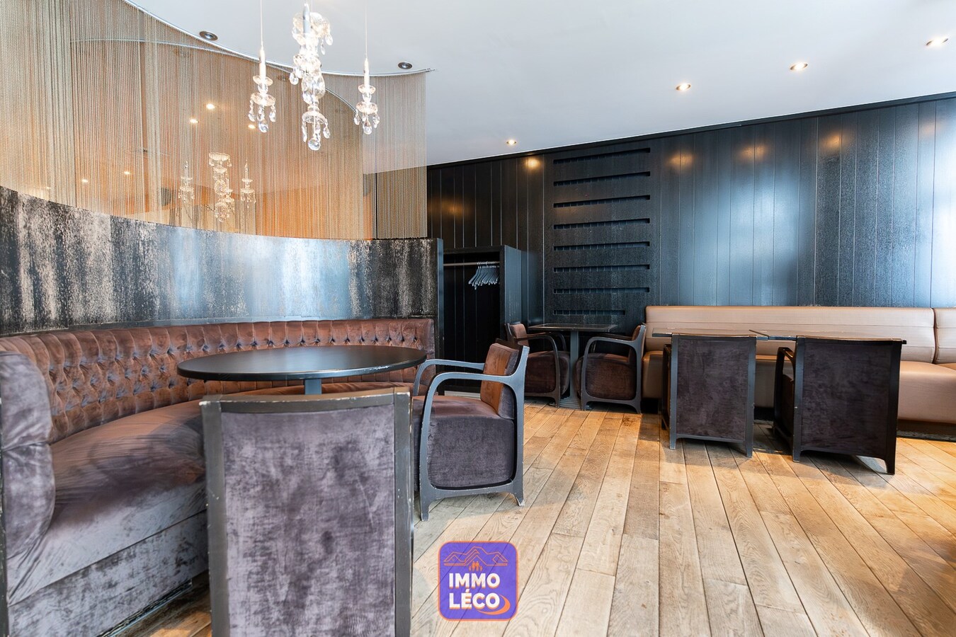 Immeuble de rapport avec commerce et habitation, à la Grand-Place ! 