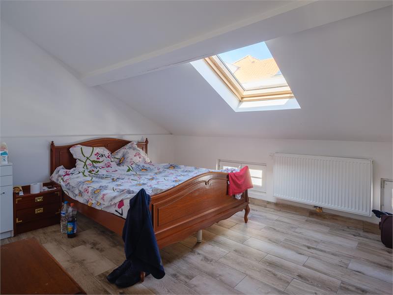 Fantastisch gelegen en gerenoveerde woning met 4 slaapkamers! 