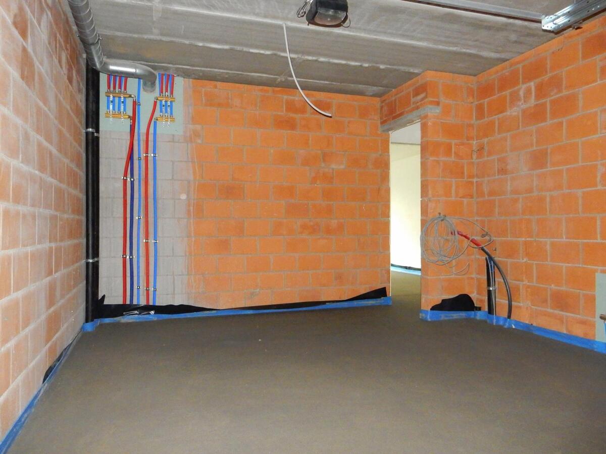 Moderne nieuwbouwwoning met garage 