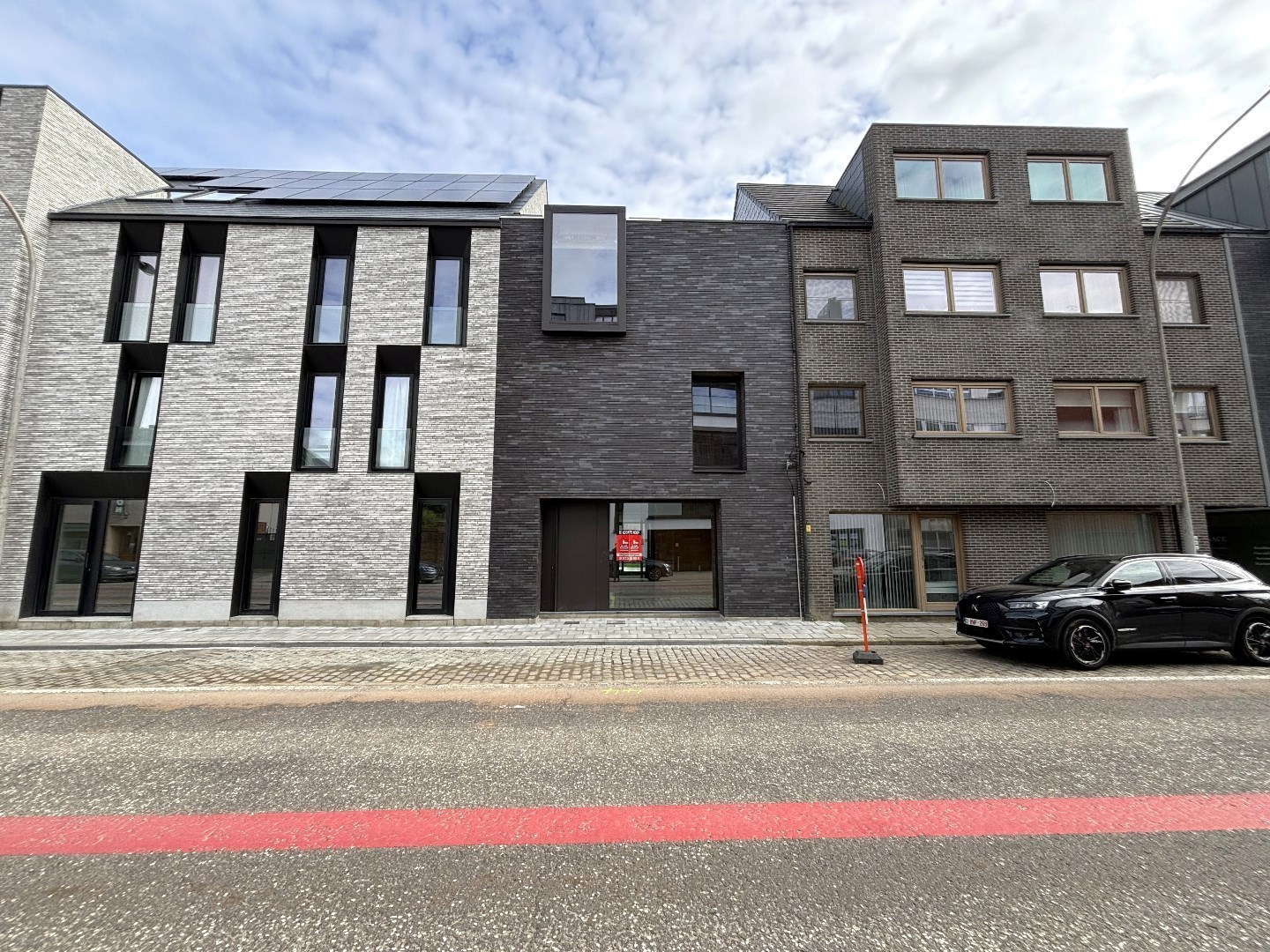 Uitzonderlijk afgewerkte nieuwbouwwoning met 4 slpk. in centrum Geel 