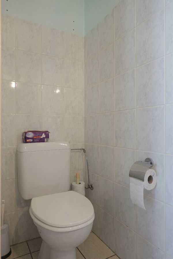 Duplexappartement in centrum Gistel met garage 