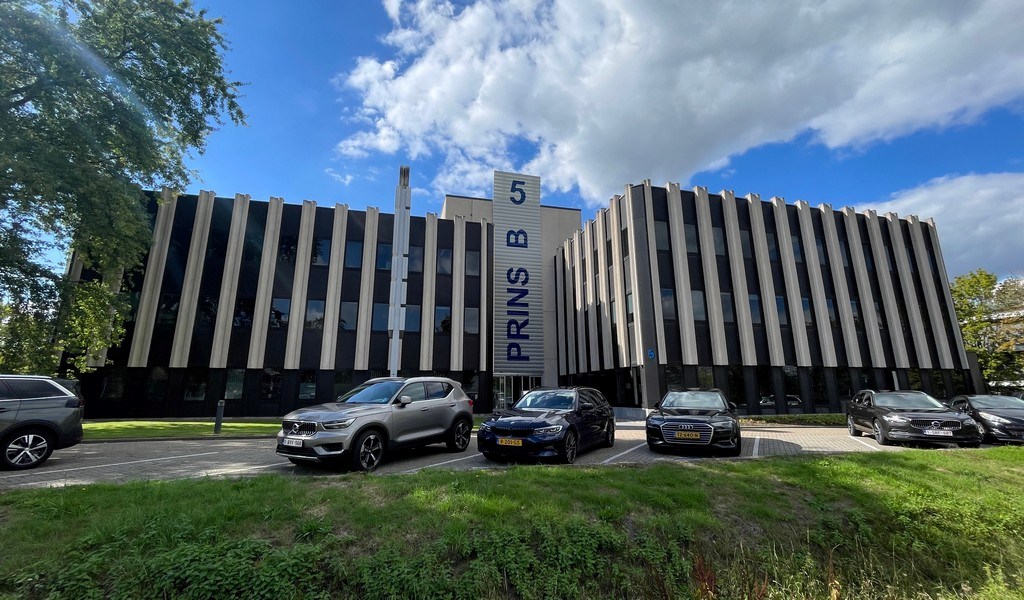 Instapklare kantoren te huur vlakbij E19 in Kontich