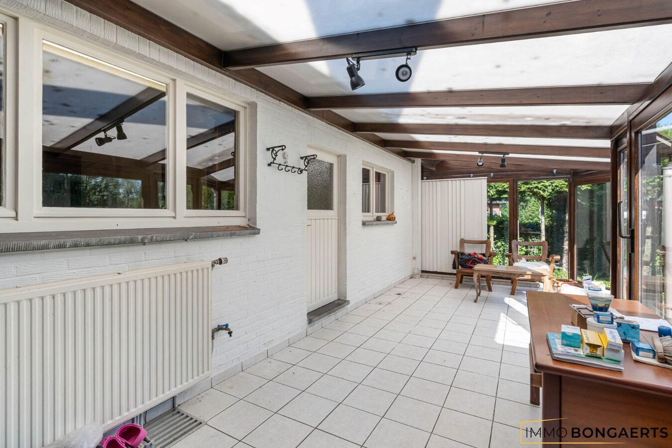 Rustig gelegen woning op een groot perceel 