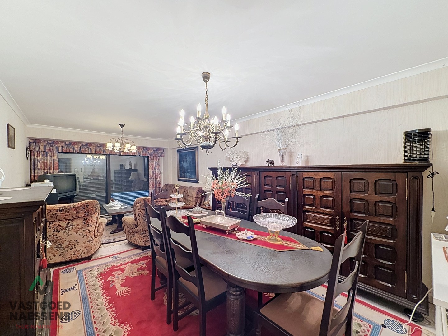 APPARTEMENT DE 2 CHAMBRES À RÉNOVER AVEC VUE SUR MER - POSSIBILITÉ DE GARAGE 