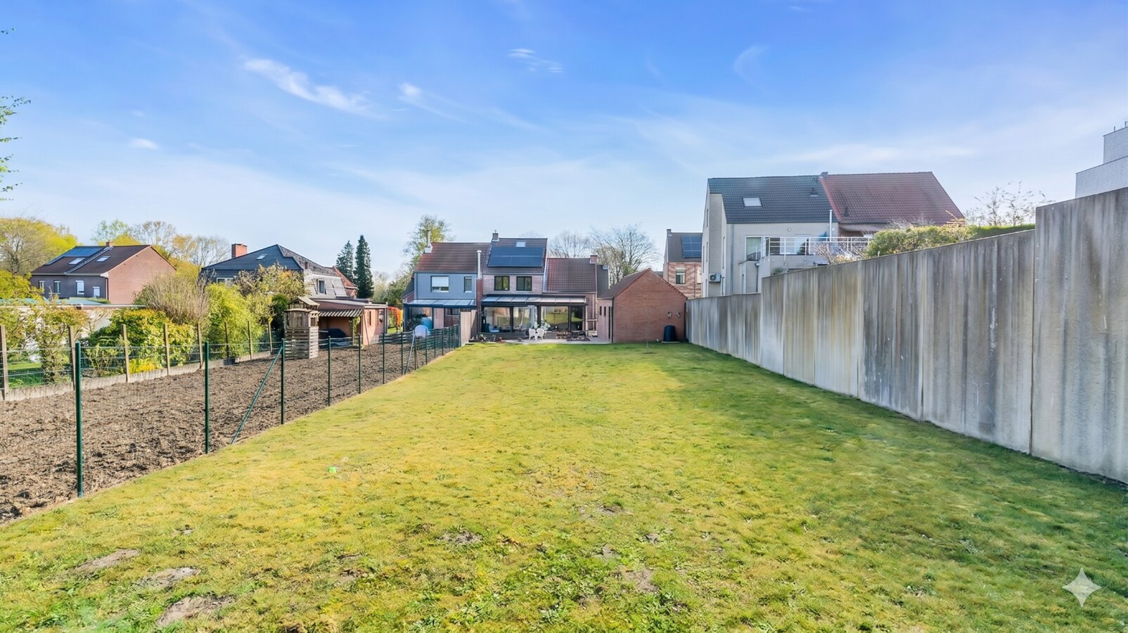 LUBBEEK - instapklare HOB op 7a33 