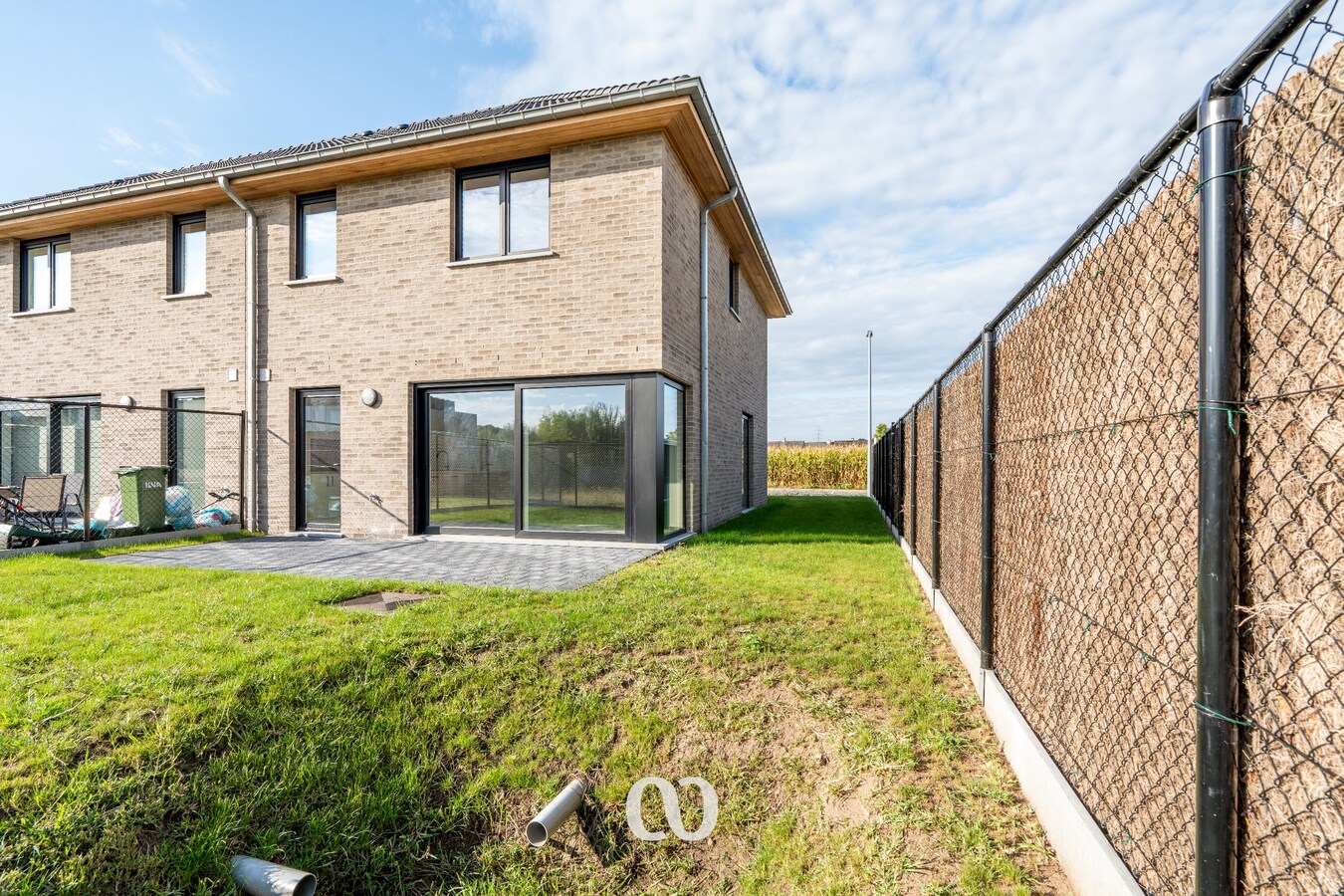 Prachtige nieuwbouwwoningen met 4 slaapkamers en garage 