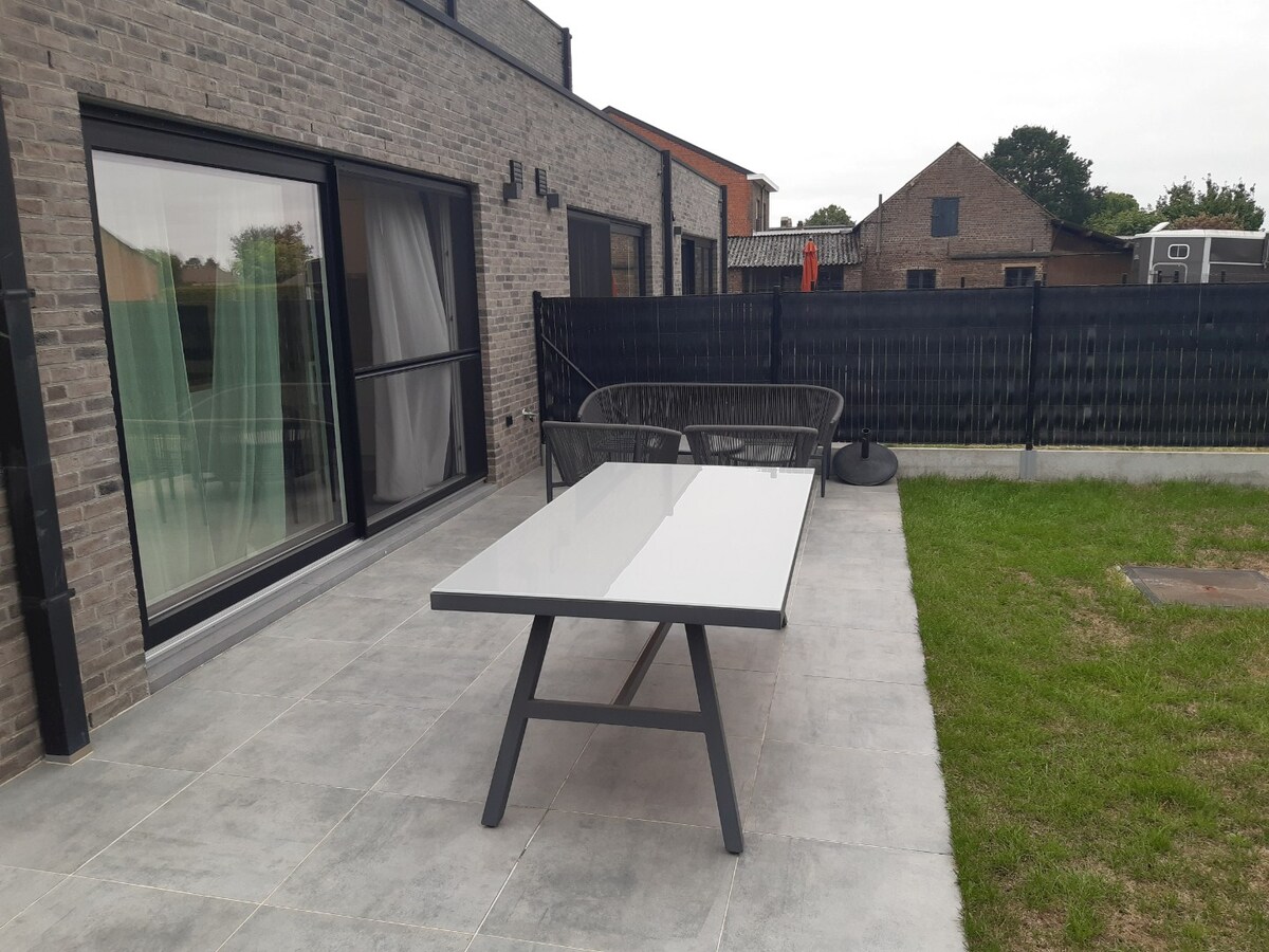 Instapklare nieuwbouwwoning met EPC A in Eke 
