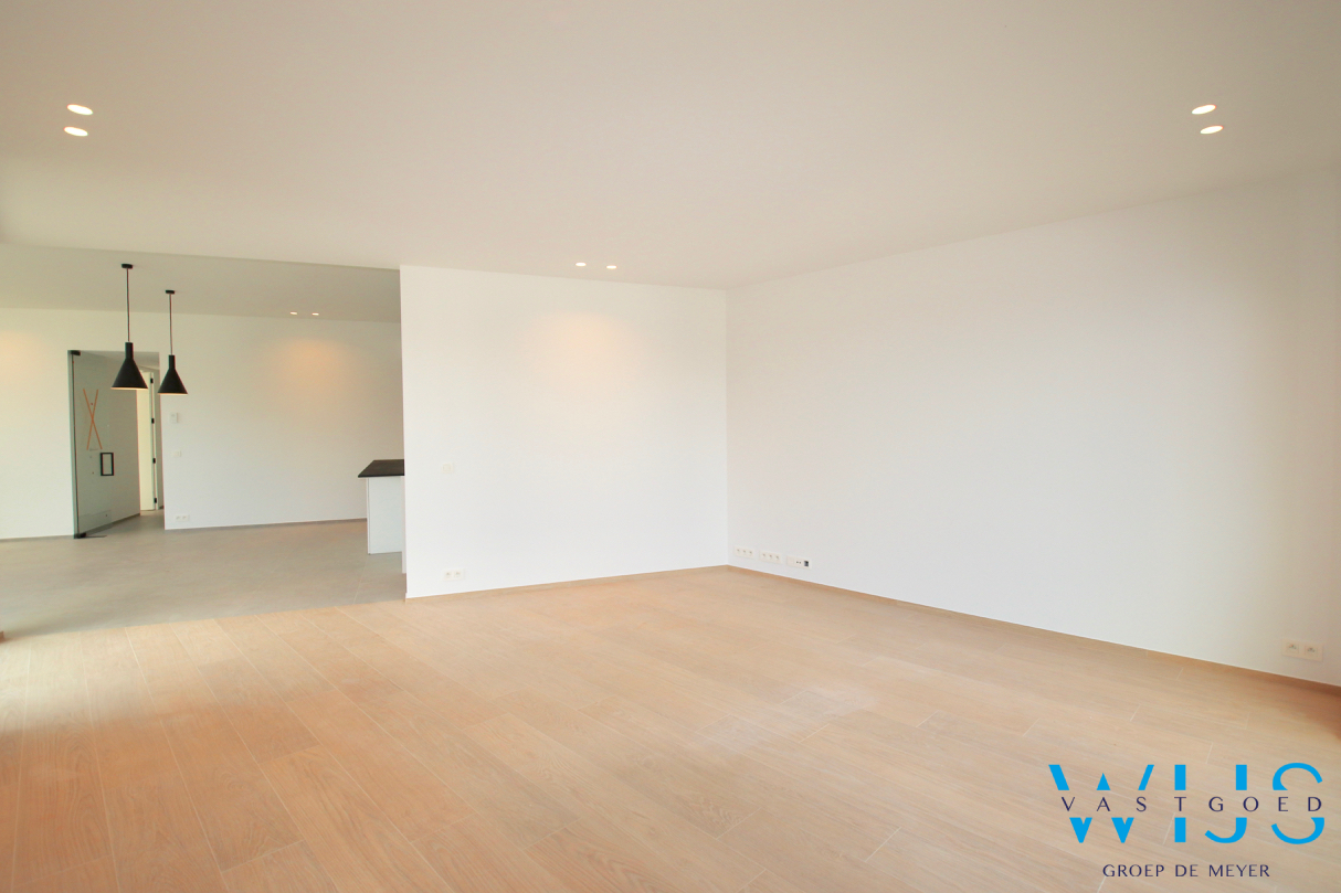 FENOMENAAL appartement met hoge afwerking te KLUIZEN ! 