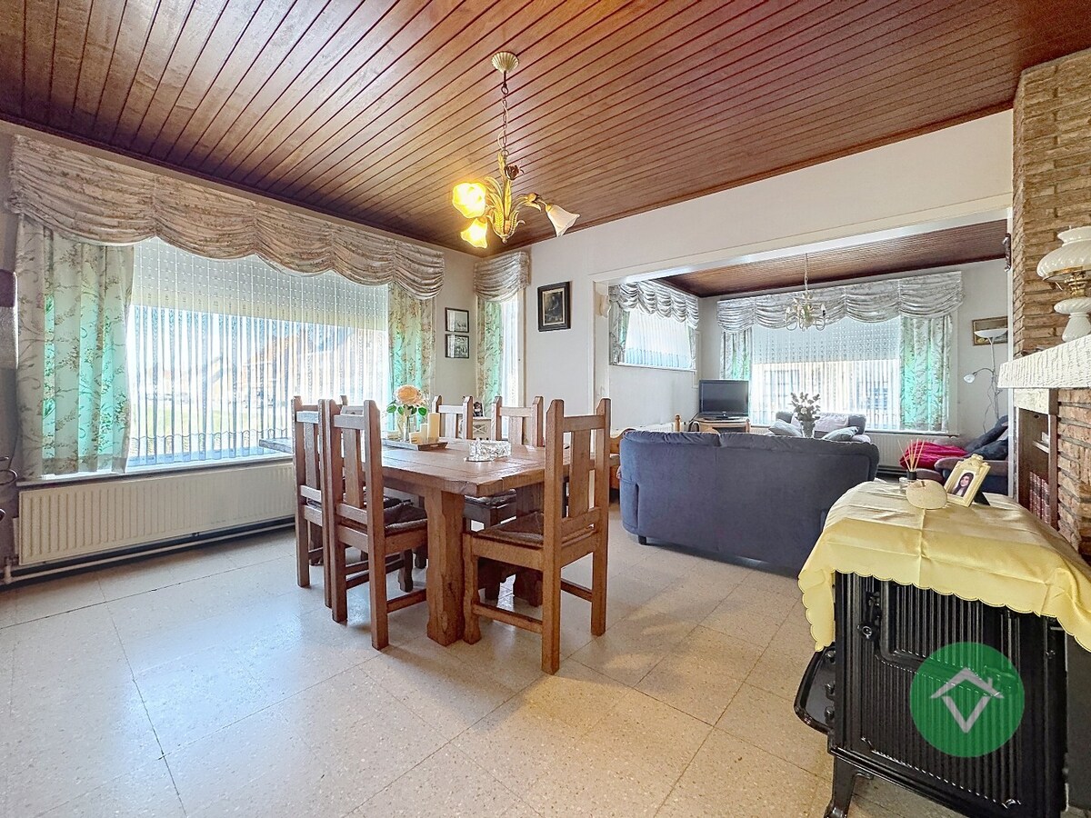 Woning met 3 slaapkamers en garage te Eernegem 