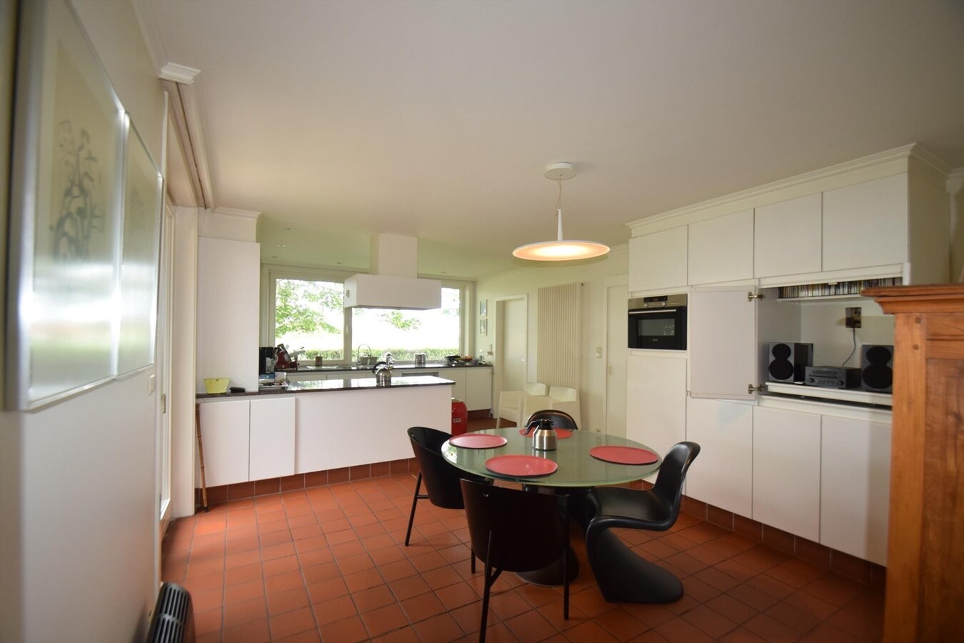 Authentieke hoeve op 3886 m² grond, landelijk gelegen met prachtige tuin. PAS VRIJ VANAF 15 JAN. 2026!! 