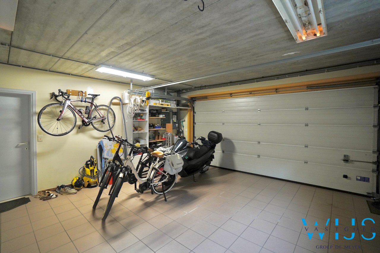 Instapklare open bebouwing op prachtig perceel van 900 m² in rustige woonwijk te Ertvelde 
