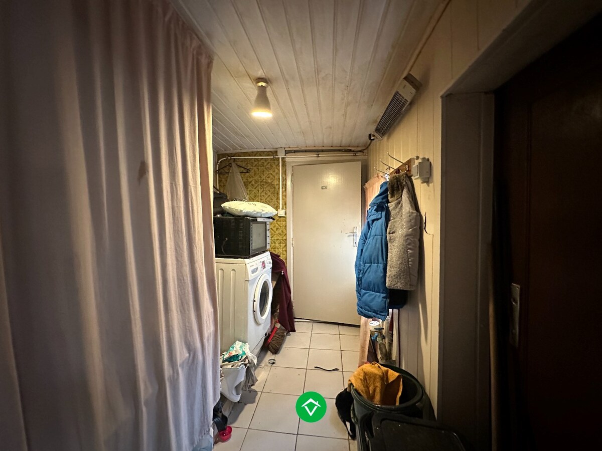 Charmante starterswoning met garage op toplocatie te Koekelare 