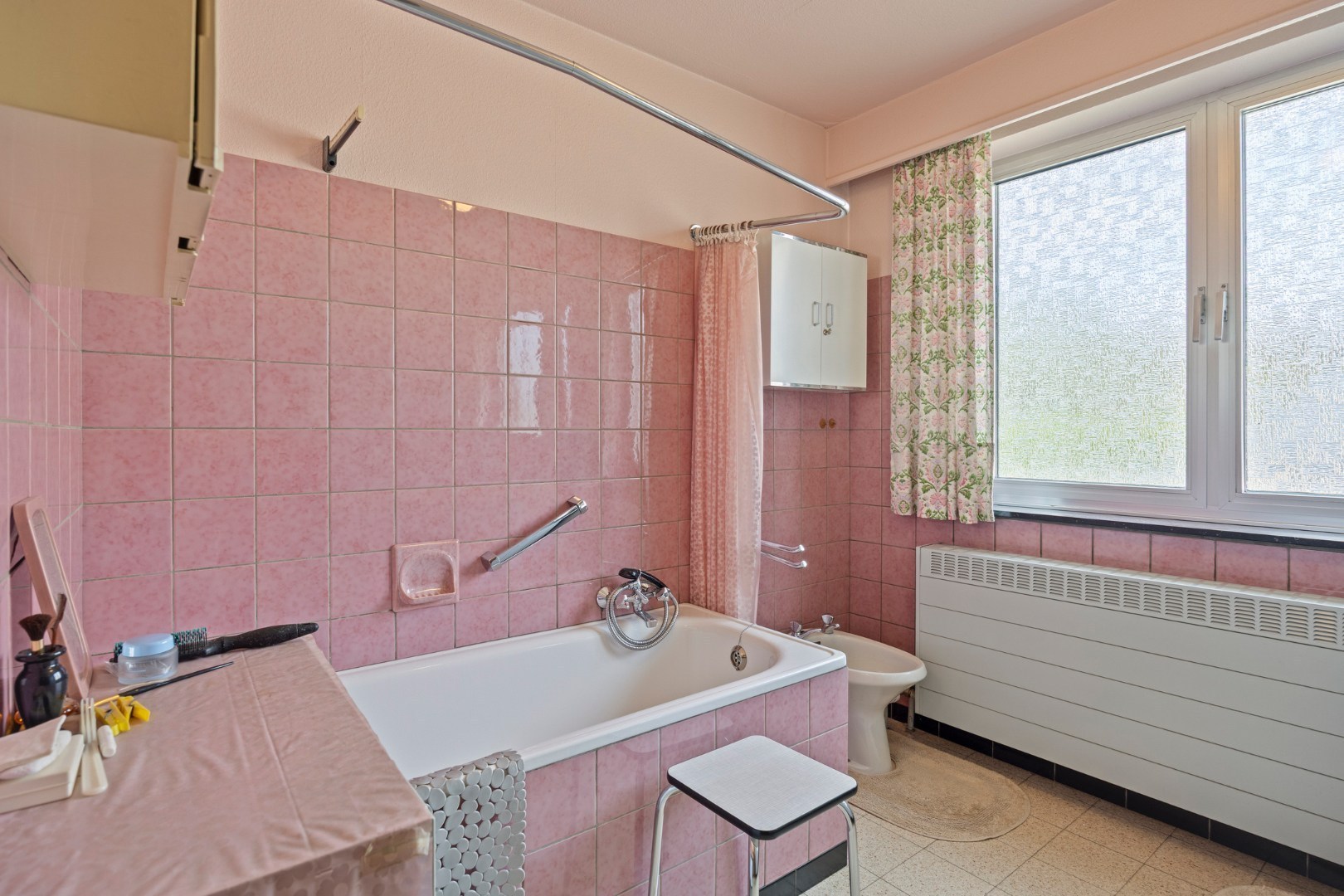 Gezinswoning met 3 slpk. op ruim perceel van 10a 22ca in Heppen 