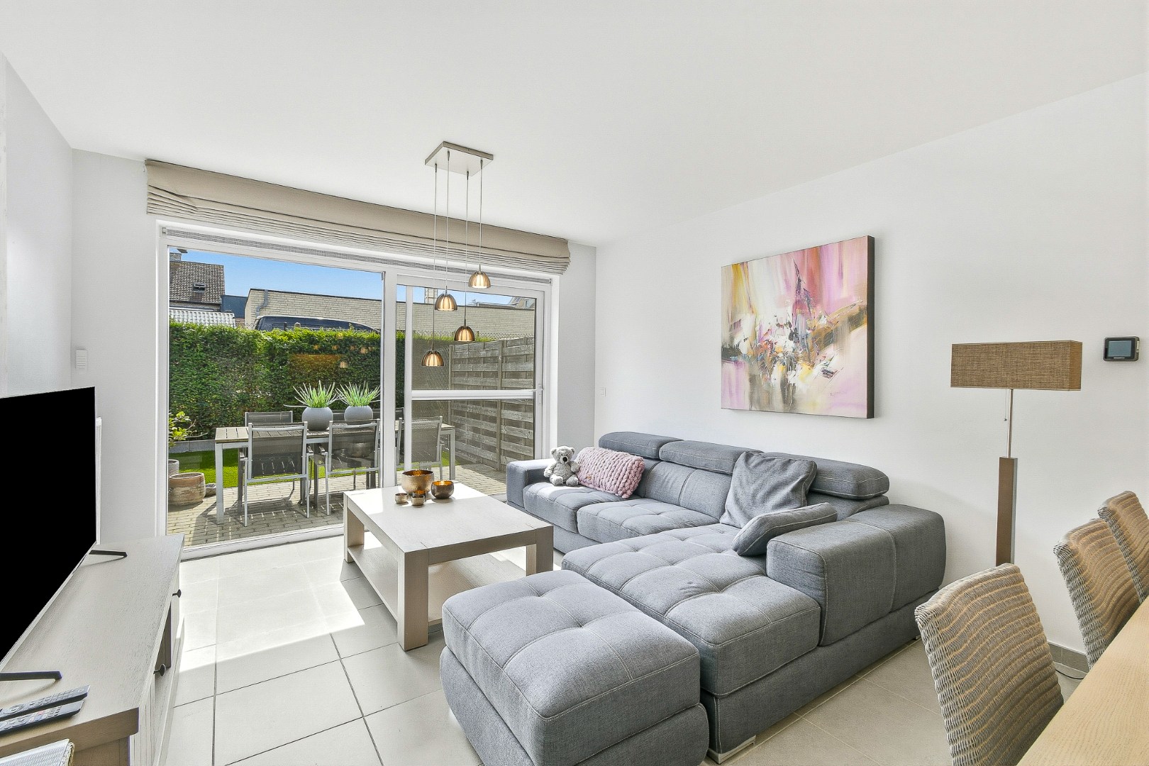 Instapklaar gelijkvloers appartement met zonnig terras 