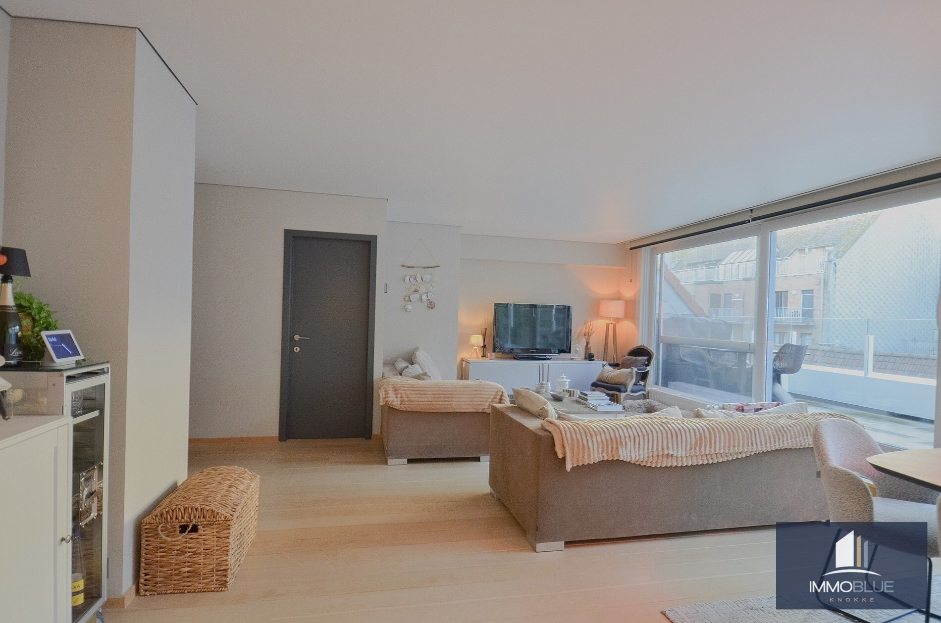 Exclusief: instapklare penthouse met een ruim zonnig terras. 