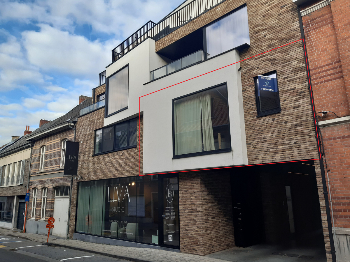 1 slpk-appartement met terras in centrum Gavere. 