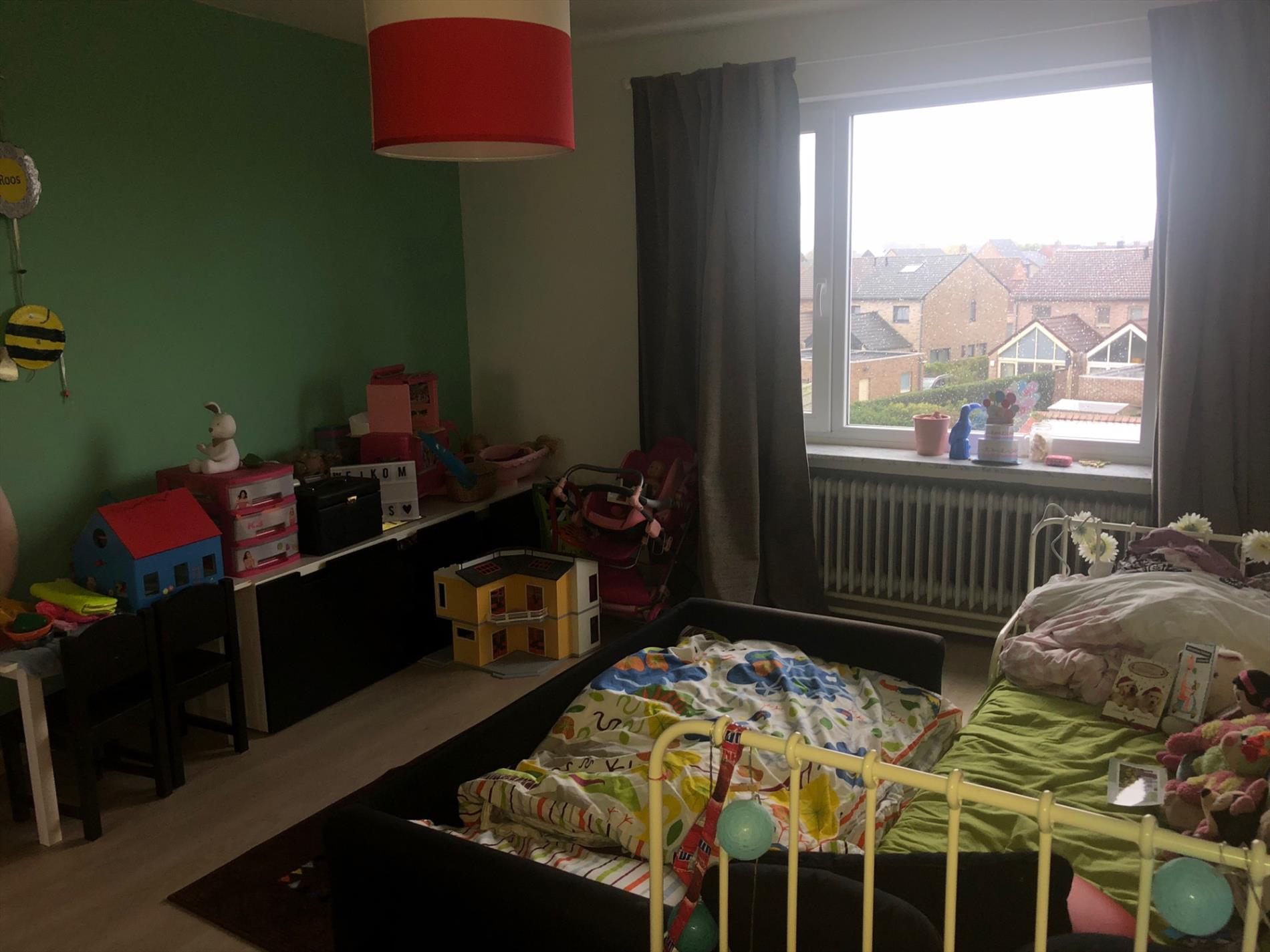 Mooi duplexappartement met 2 slaapkamers en garage 