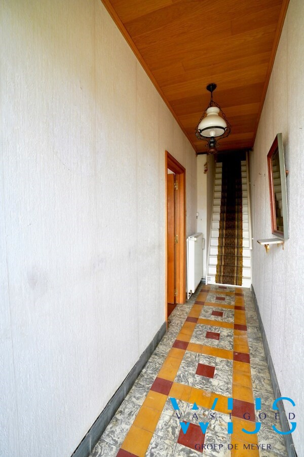 Interessante te renoveren woning in Drongen! 