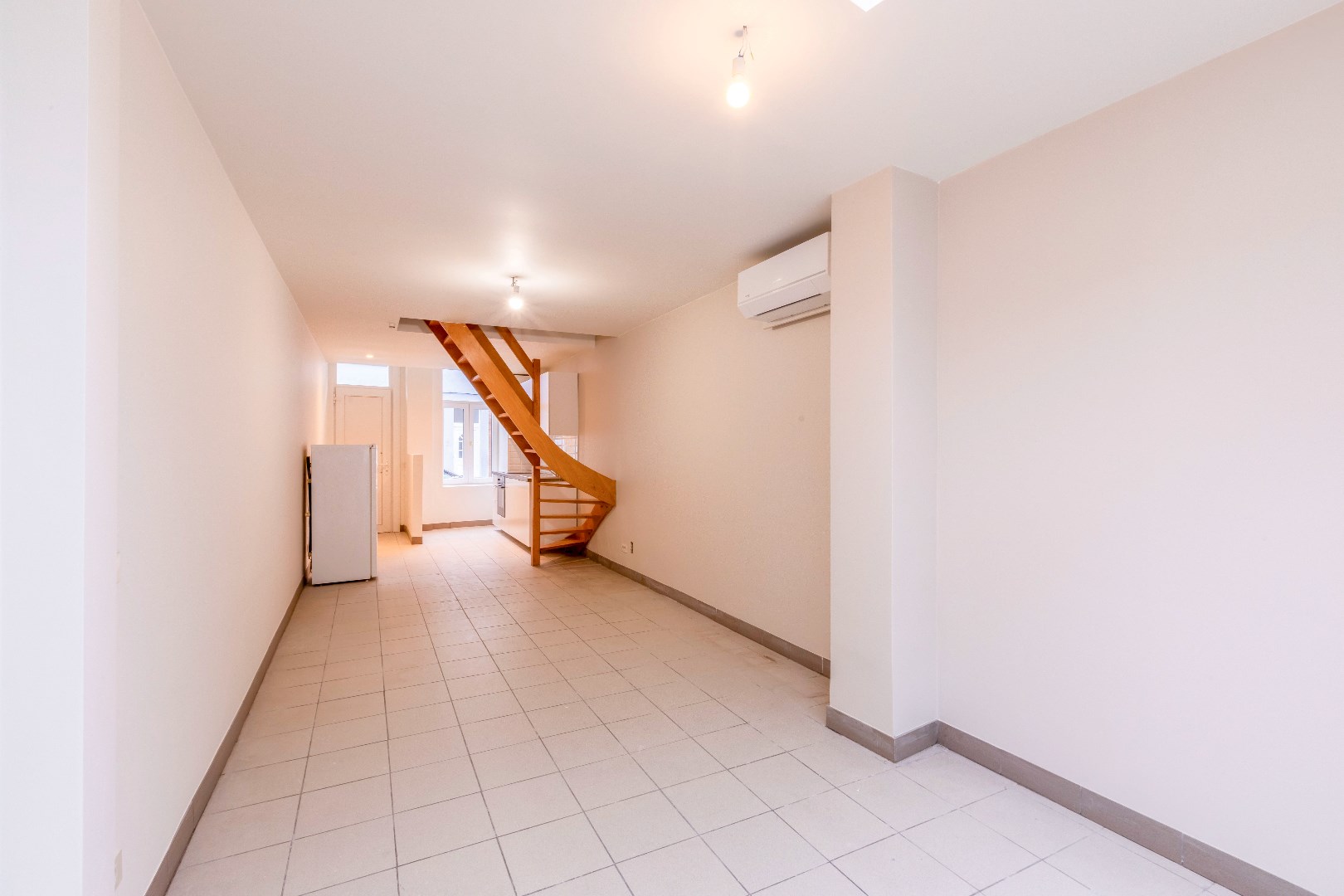 Gerenoveerde woning gelegen in de Bloemekenswijk 