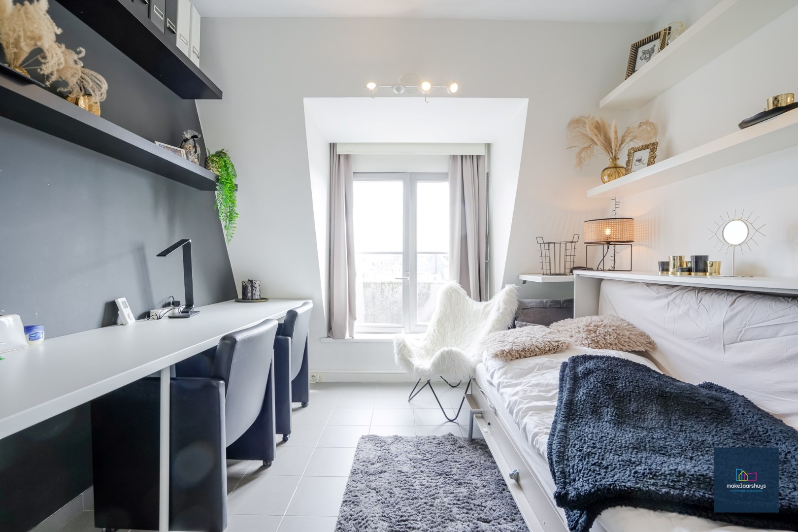 Instapklare studiokamer van 20m² in centrum Gent (Hoogstraat) 