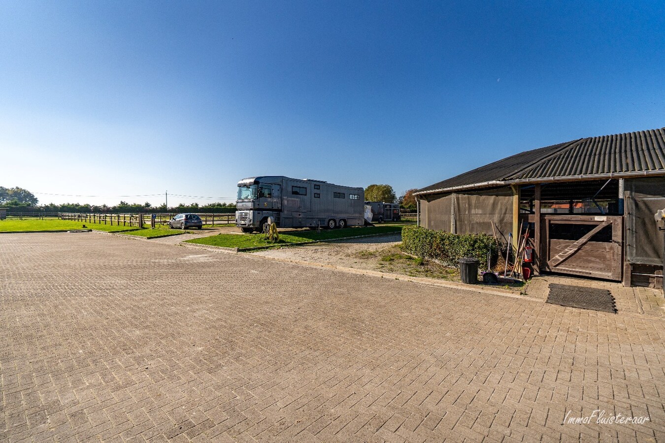 Volledig uitgeruste paardenaccommodatie op ca. 4,2 ha nabij Herentals 
