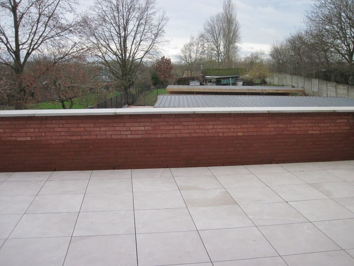 EXCEPTIONEEL - Luxueus wonen - Terras van 40 m². 