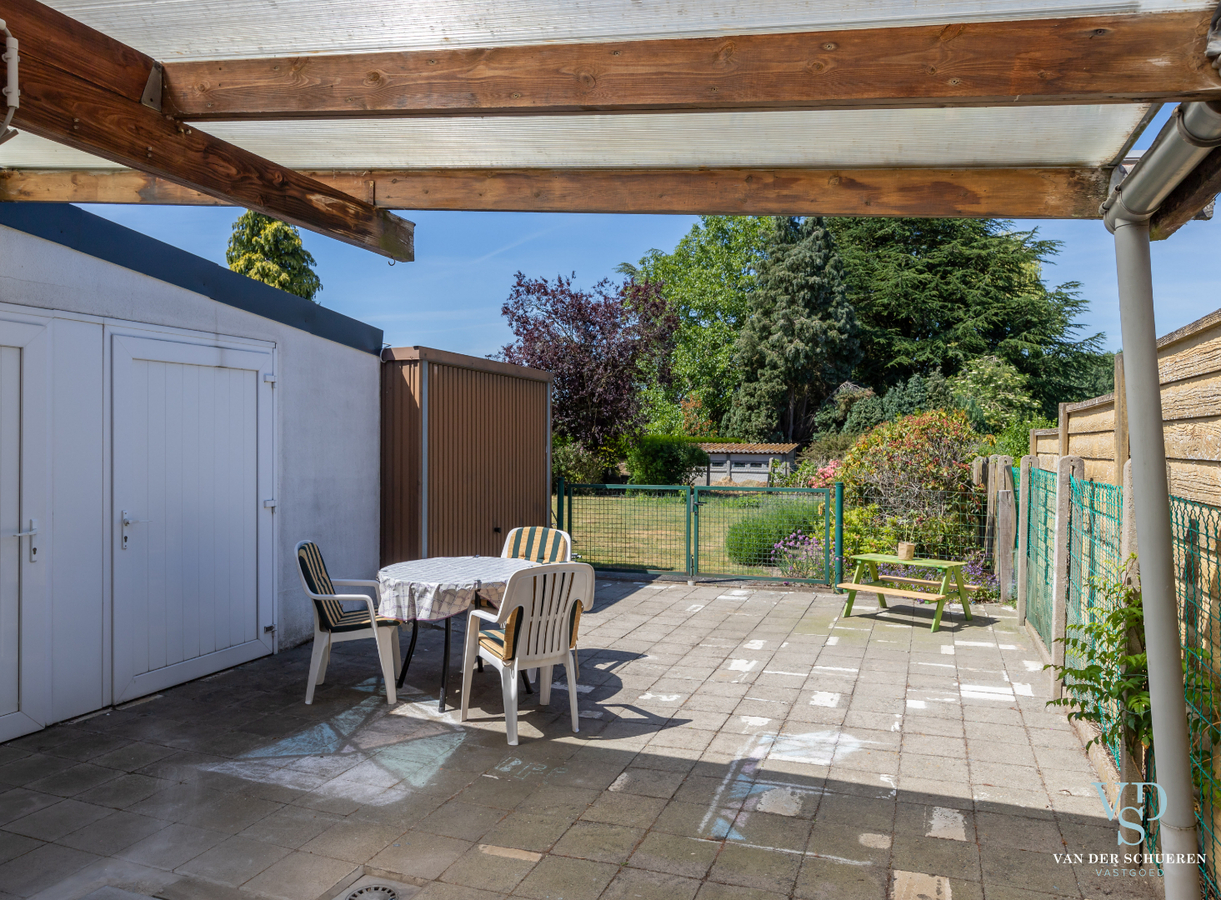 Gelijkgrondse woning op bijna 500 m² in centrum Gavere ! 