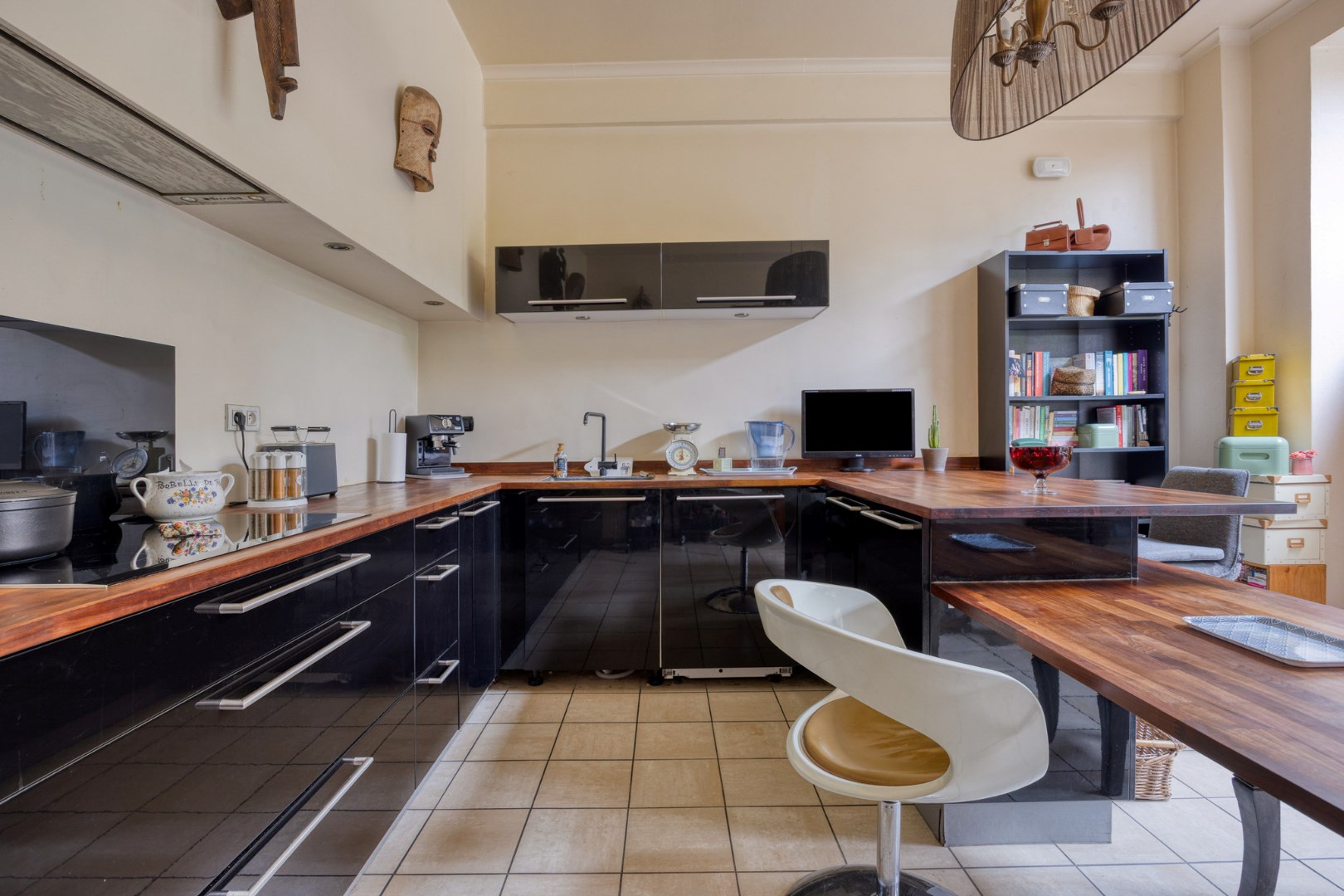 Charmant en karaktervol herenhuis, bureau en praktijkruimte, 4 kamers - 1502 LEMBEEK (HALLE) 