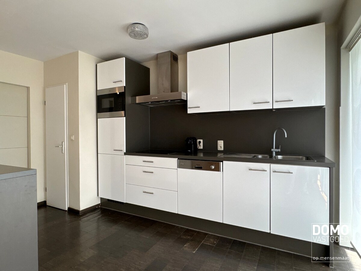2-slaapkamerappartement met terras, airco en ondergrondse parking in centrum Hasselt. 