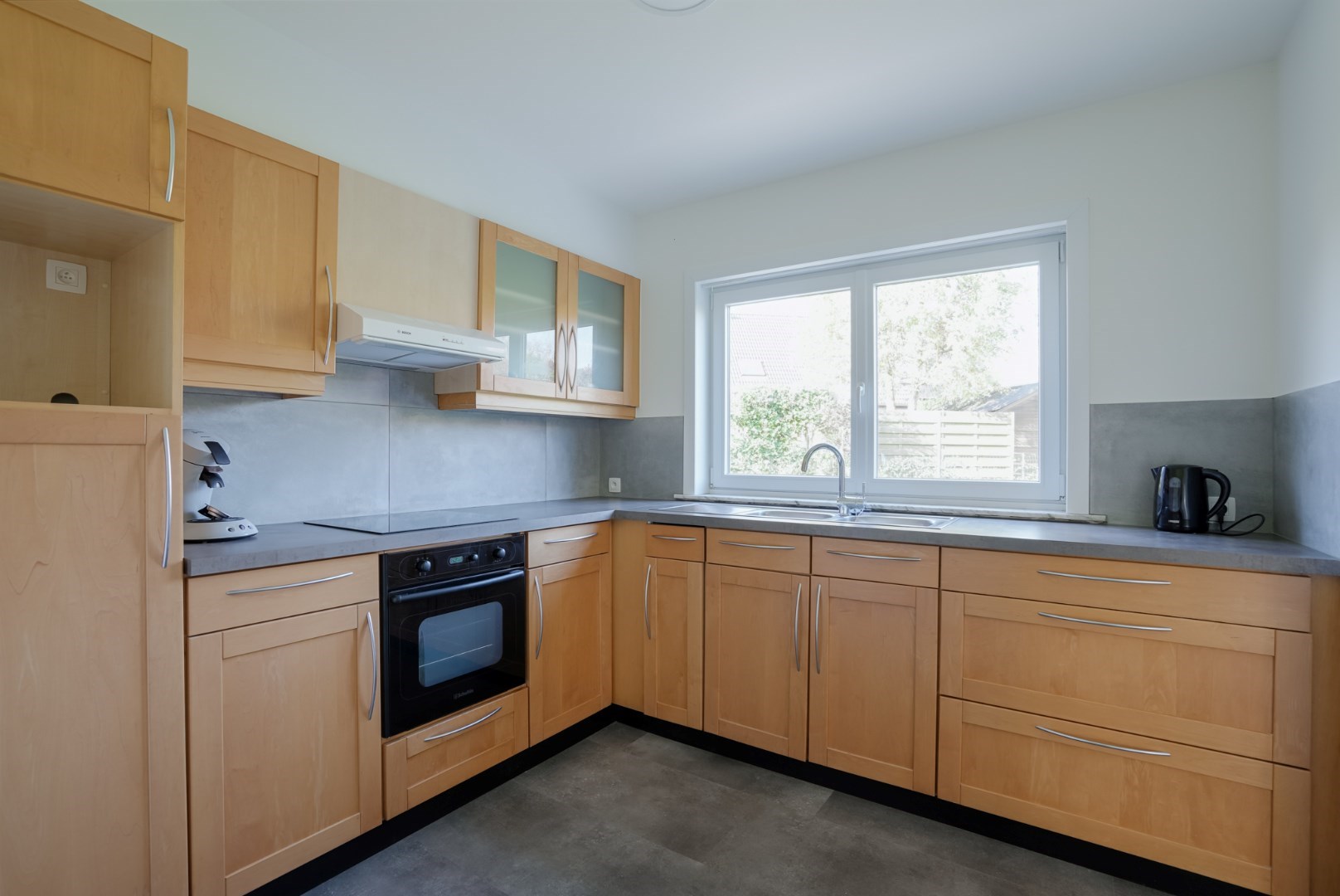 Instapklare 3slp. woning met tuin te Merelbeke 