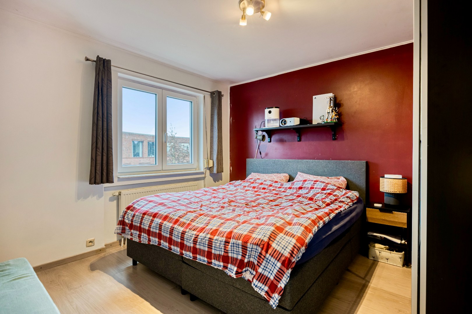 Instapklare woning te koop met 3 slpk, garage en tuin. 