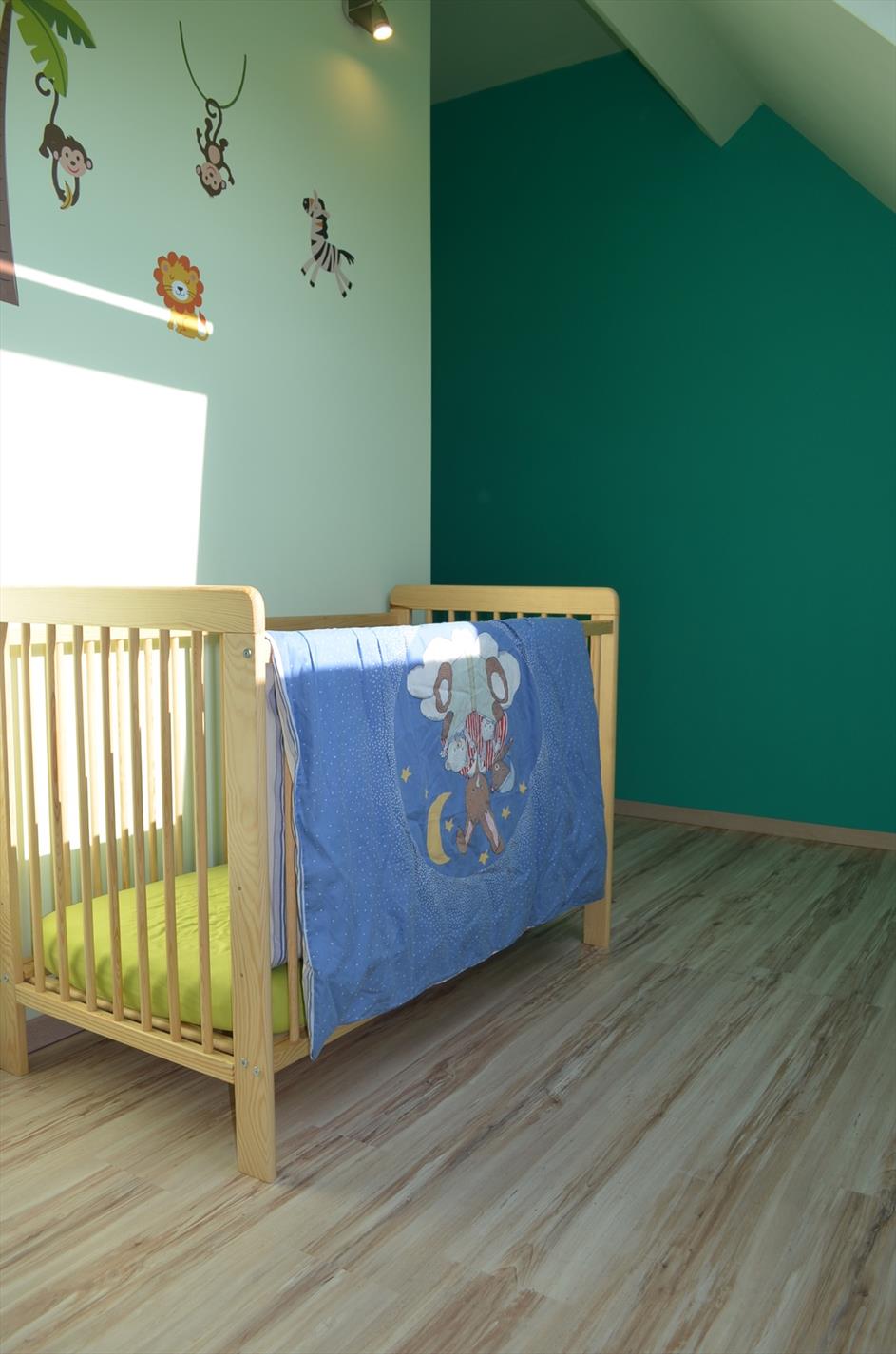 Gerenoveerde gezinswoning met 4 slpks en tuin te centrum Eeklo 