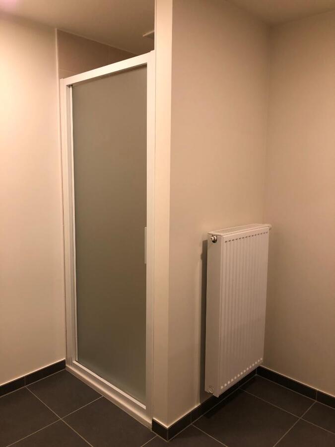 Nieuwbouw 2-slpk-appartement met terras te Asper 