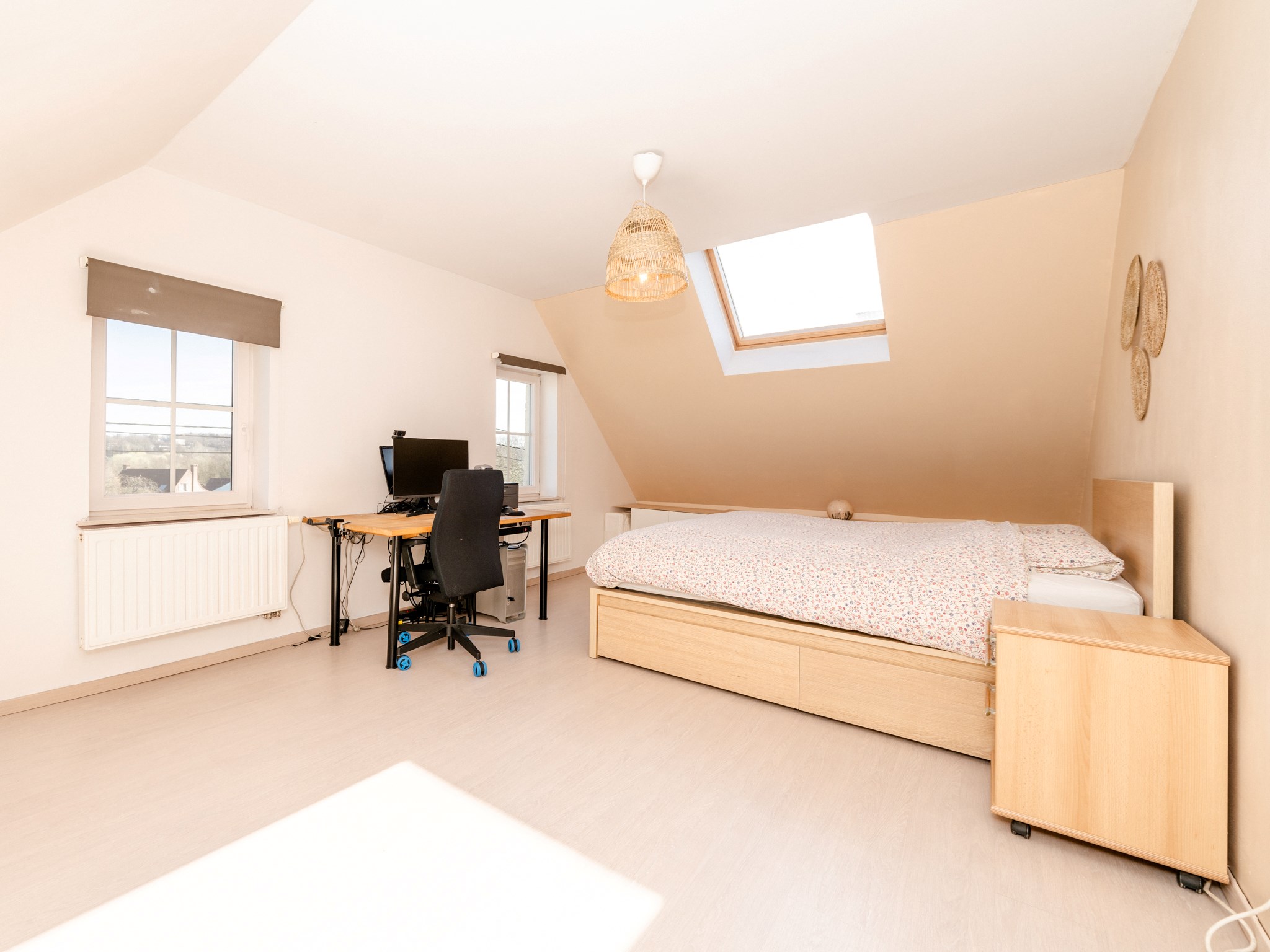 Vrijstaande woning met 3 kamers te midden het groen 