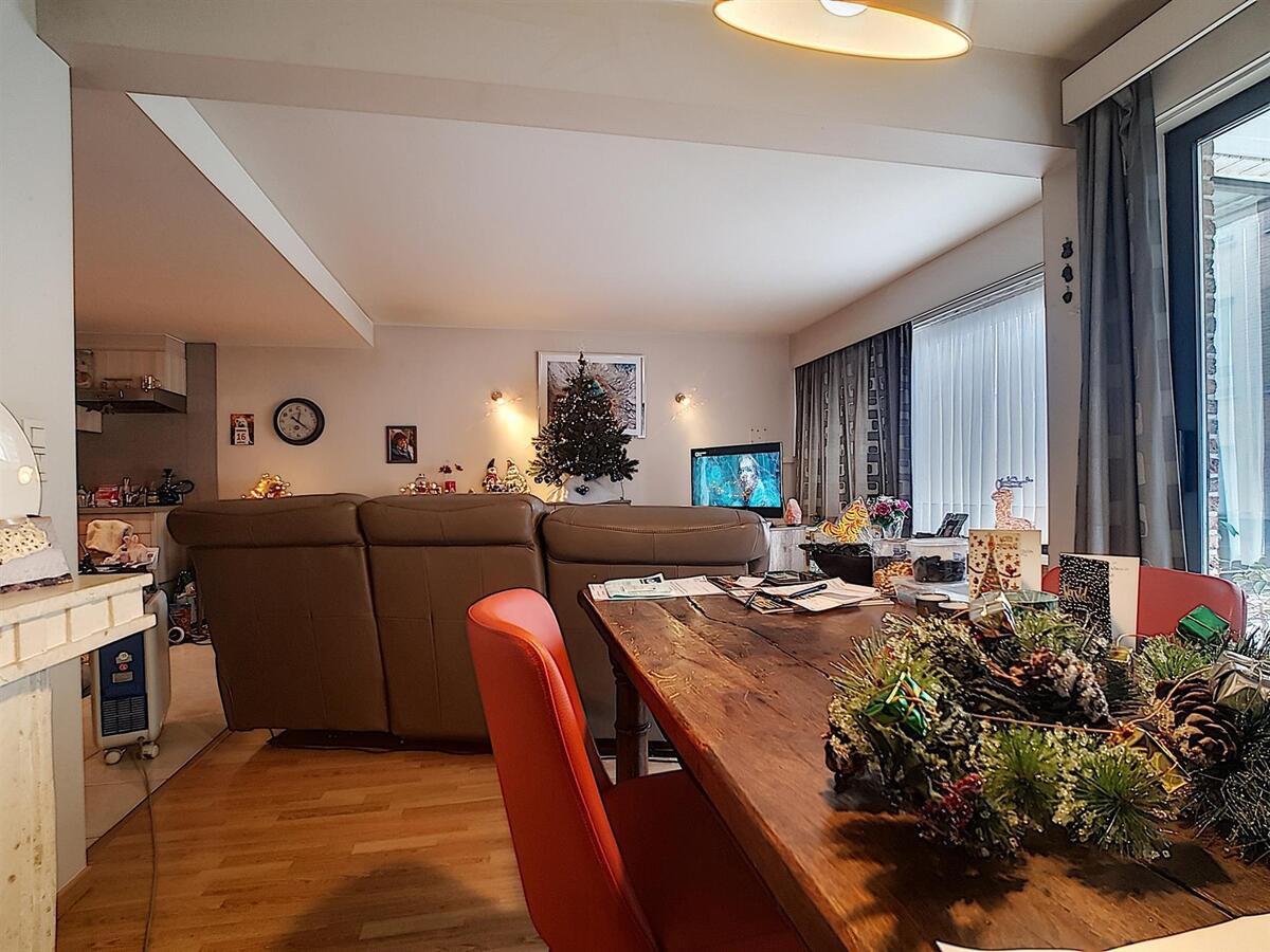 Leuk, instapklaar appartement nabij het Heldenplein - Heist 