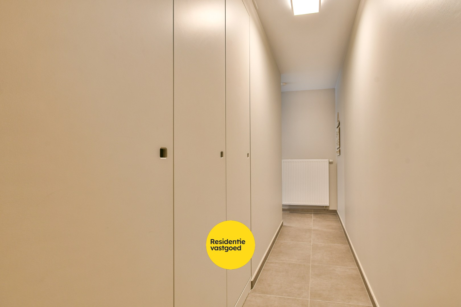 Gelijkvloers 2-slaapkamerappartement met tuin op toplocatie vlakbij de zee! 