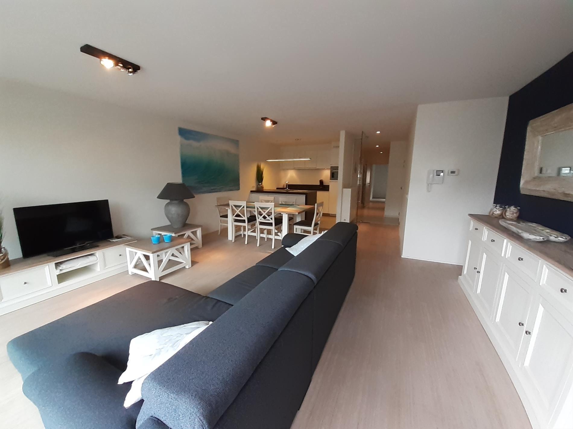 mooi onderhouden 2 slaapkamer appartement. 