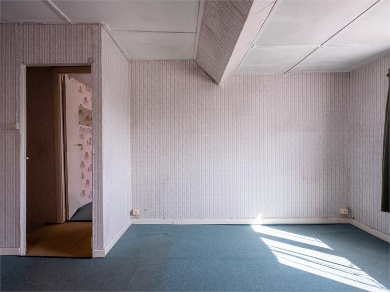 Charmante halfopen woning te Watervliet met potentieel. 