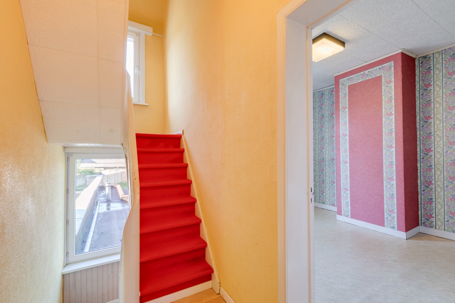 Op te frissen woning met charmante tuin! 