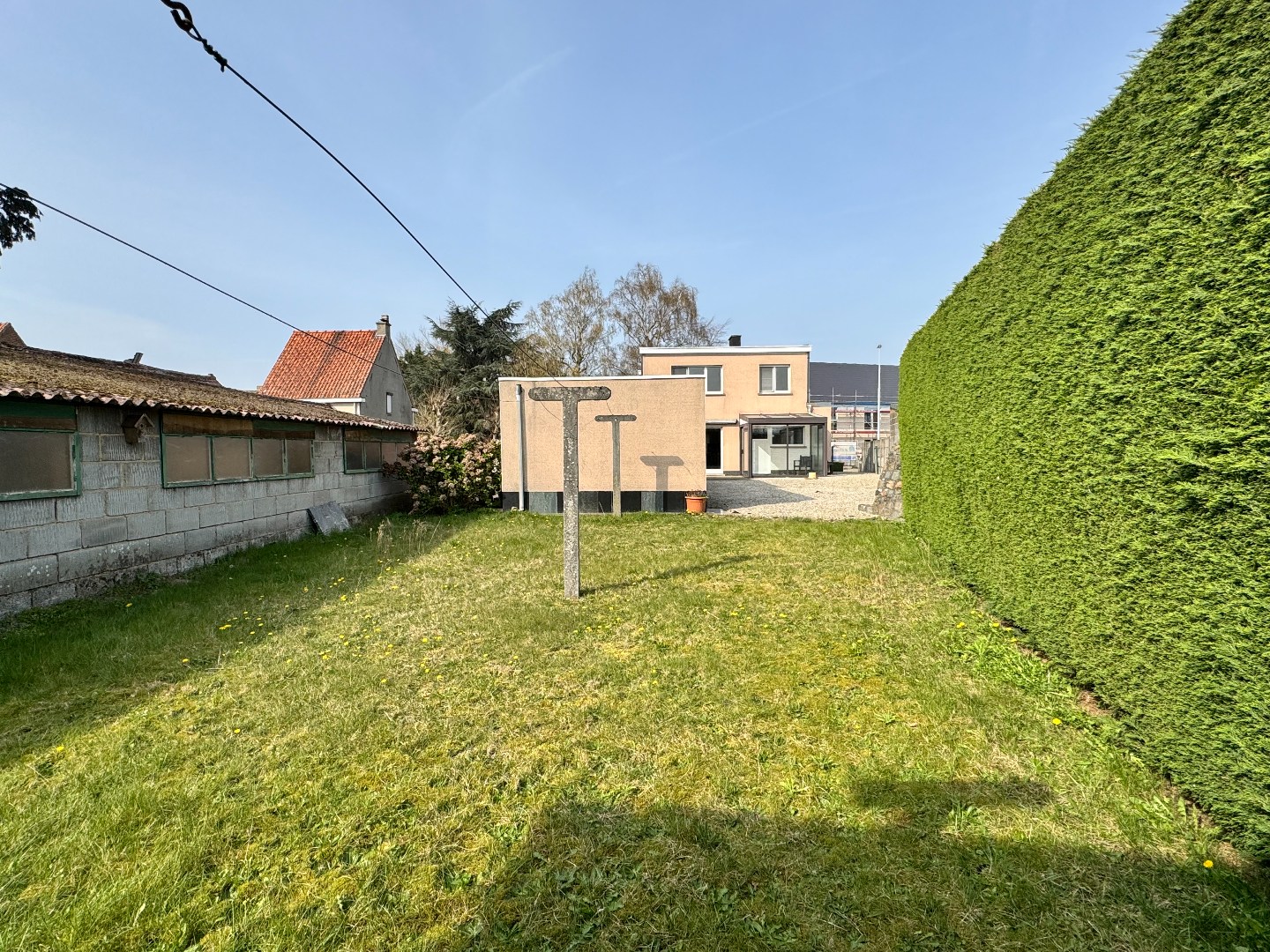 Verzorgde open bebouwing met tuin en garage in Zulte 