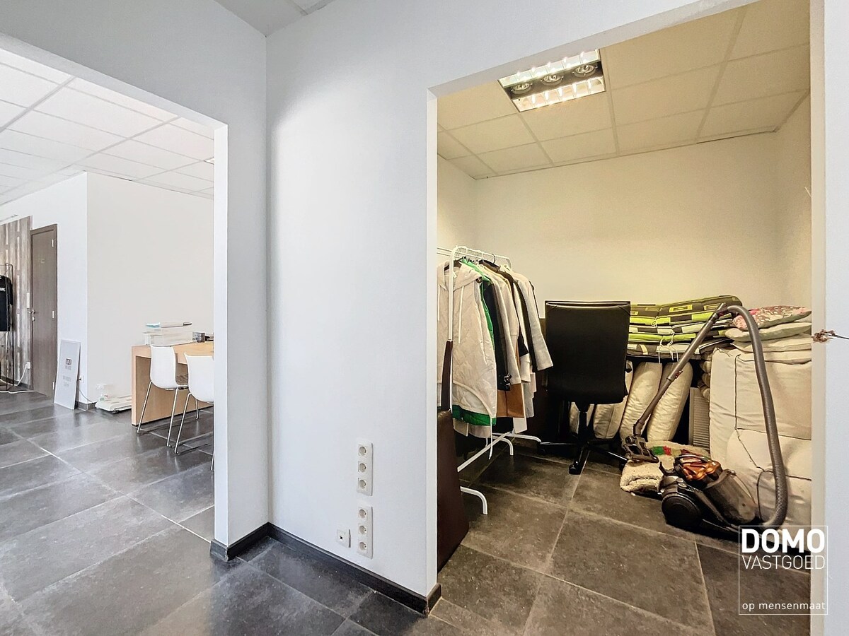 KANTOORRUIMTE VOOR VERSCHILLENDE DOELEINDEN IN HEUSDEN-ZOLDER 