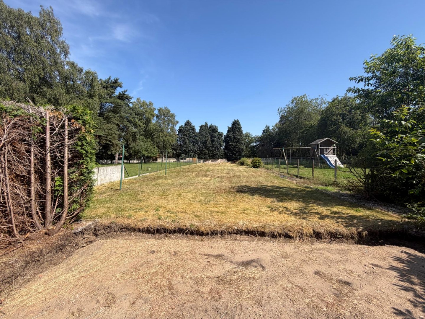 Ruime gezinswoning met grote tuin te huur in Balen 