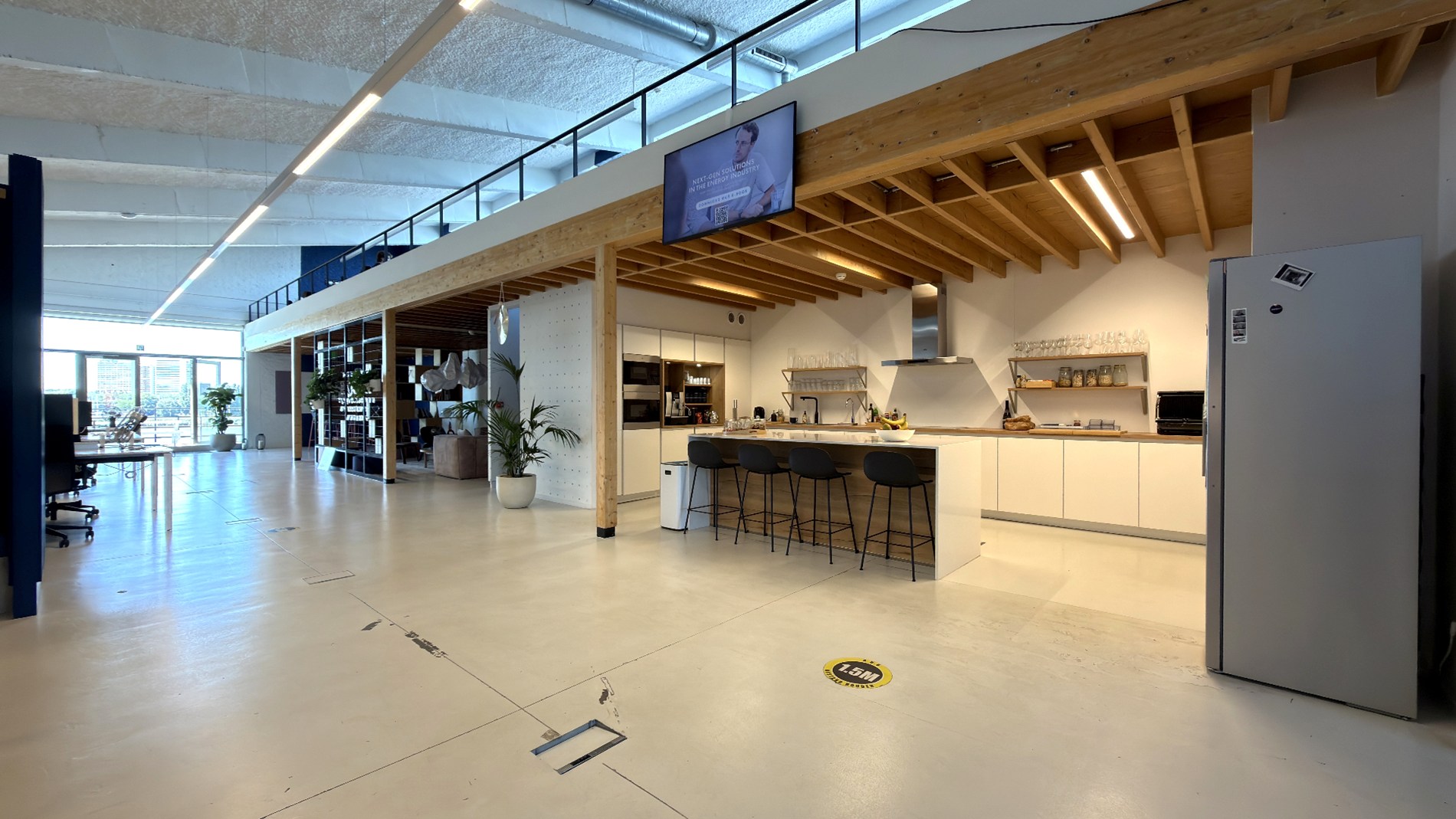 Gerenoveerde loftkantoren te huur in Hangar 26 in Antwerpen