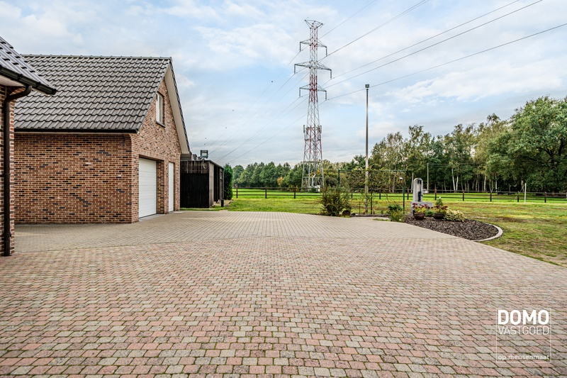 UITZONDERLIJK PERCEEL VAN 2 HA 50 A MET RUIME WONING EN TAL VAN MOGELIJKHEDEN 