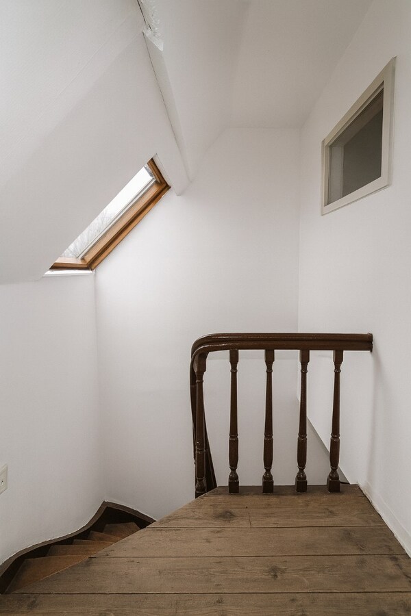 Uniek handelshuis met voormalig café en twee duplexappartementen te koop op toplocatie in het hart van Sint-Niklaas! 