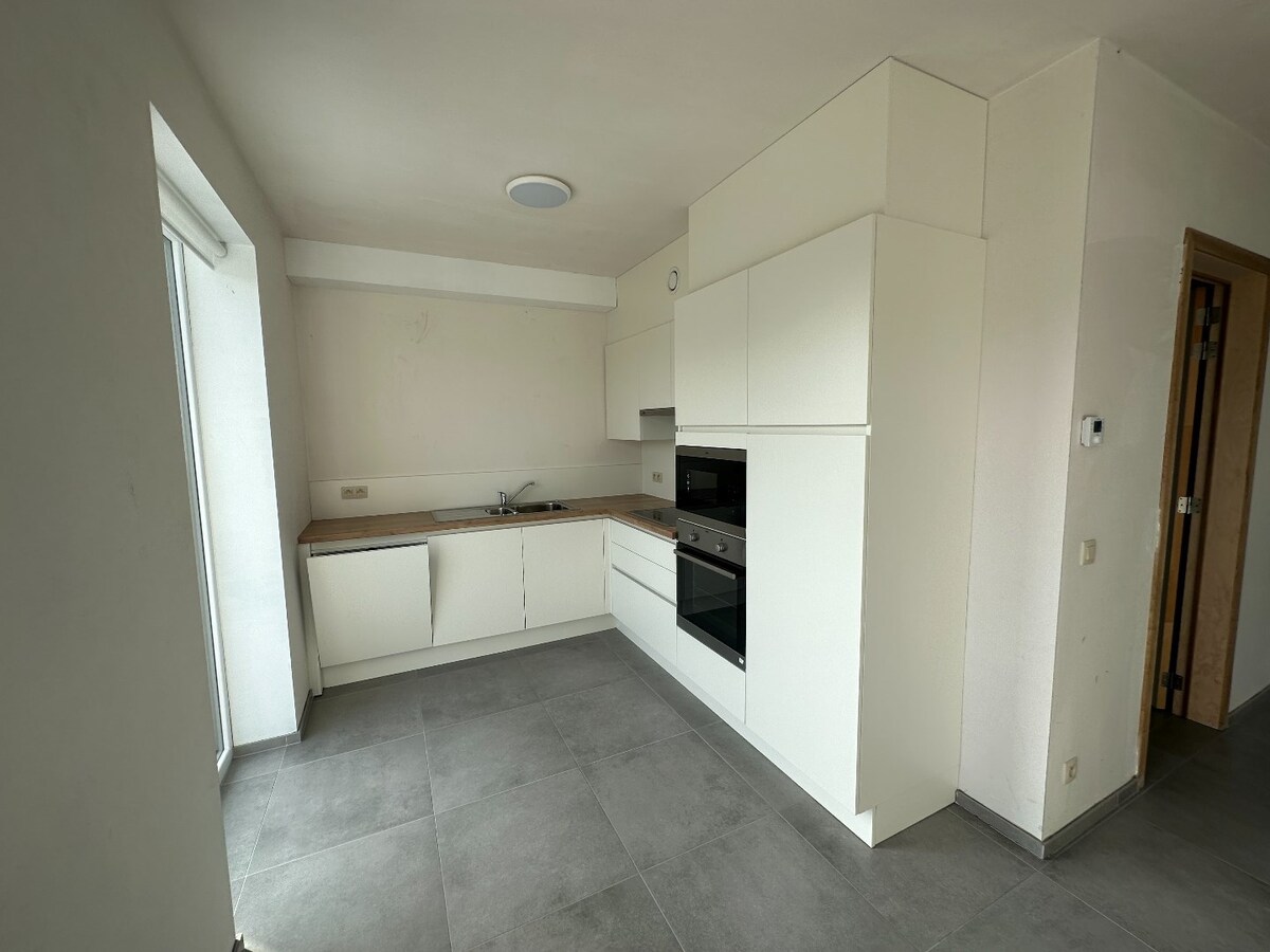 Verrassend ruime nieuwbouwwoning met garage 