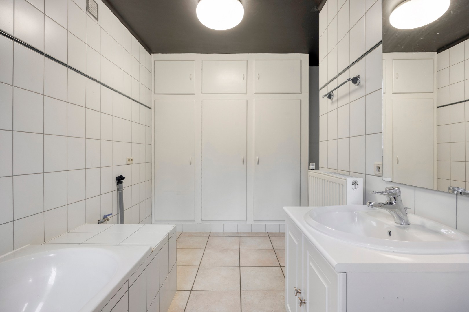 Charmante, instapklare gezinswoning met 4 slpk. op 18a 74ca in Lommel-Kerkhoven 