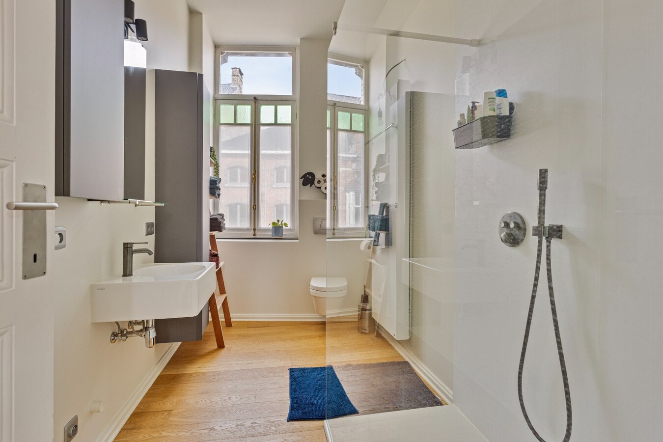 Gerenoveerd herenhuis met 5 slpk in het hart van Oudenaarde 