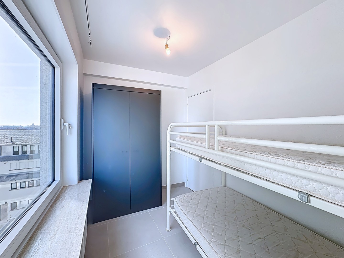 Mooi hoekappartement met FRONTAAL ZEEZICHT 